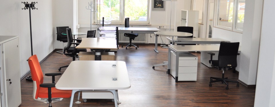 office-4-sale Büromöbel Standort Düsseldorf auf 1500 qm Fläche!