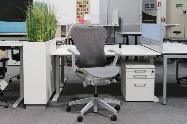 Gesund am Arbeitsplatz - Tipps für gesunde Büros - Gesund im Büro mit ergonomischen Büromöbeln arbeiten