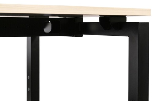 Schreibtisch "Style" 200  x 100 cm - ahorn - Gestellfarbe schwarz - mit Kabelkanal