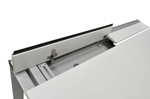 Schreibtisch / Steelcase "Frame One" / Kabelklappen / weiß / 160 x 80 cm