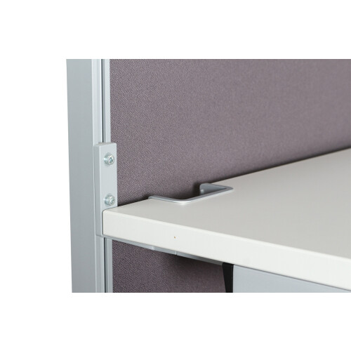 Steh-/Sitz-Schreibtisch / Haworth / Memory Display / weiß / 200 cm / mit Trennwand