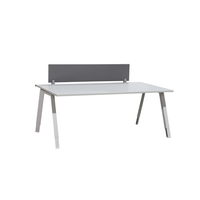 Schreibtisch / Steelcase / 180 x 100 cm / weiß / inkl. Trennwand grau