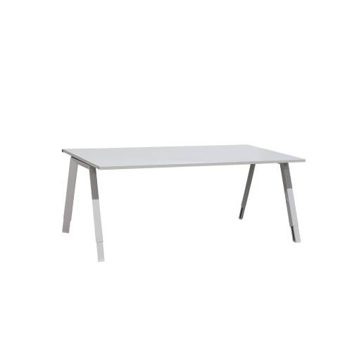 Schreibtisch / Steelcase / 180 x 100 cm / weiß / inkl. Trennwand grau