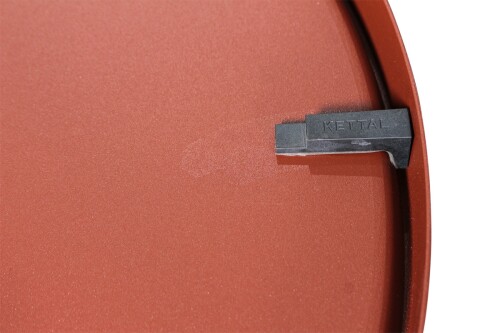 Beistelltisch / KETTAL "Objects" / rot / 58 cm Durchmesser